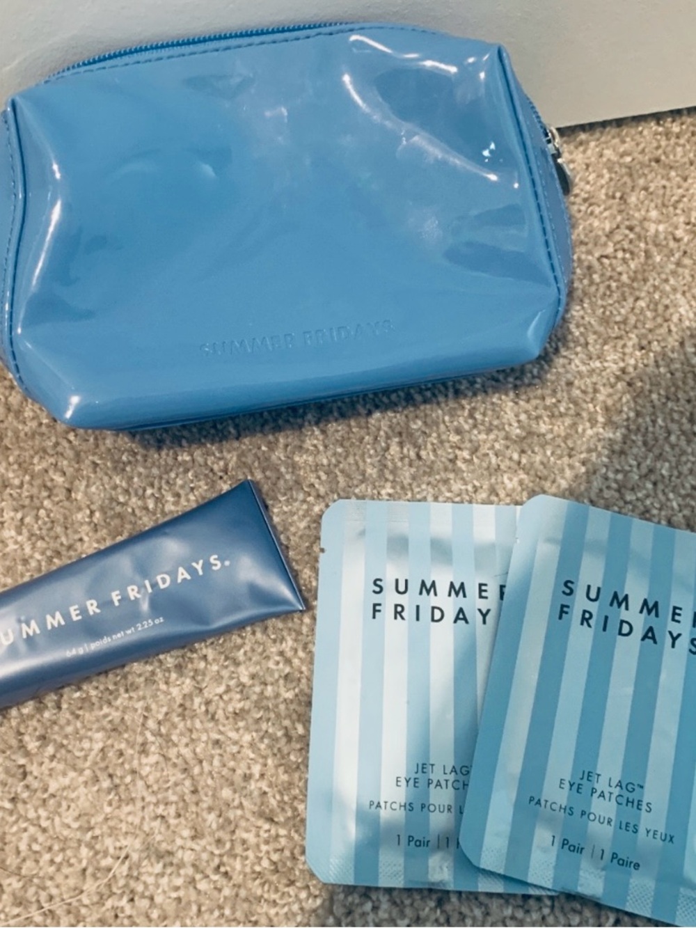 Summer Fridays 4 pack Glossy Makeup Bag 64g Jet lag Mask 2 Eye Patches